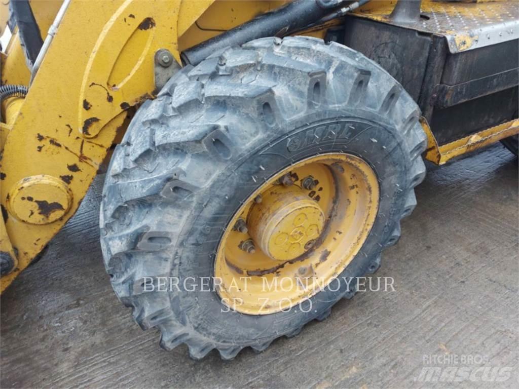CAT 432F Ekskavaatorlaadurid