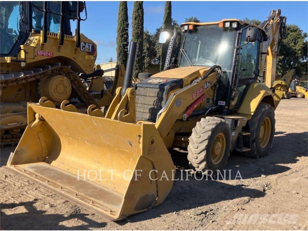 CAT 440 Ekskavaatorlaadurid
