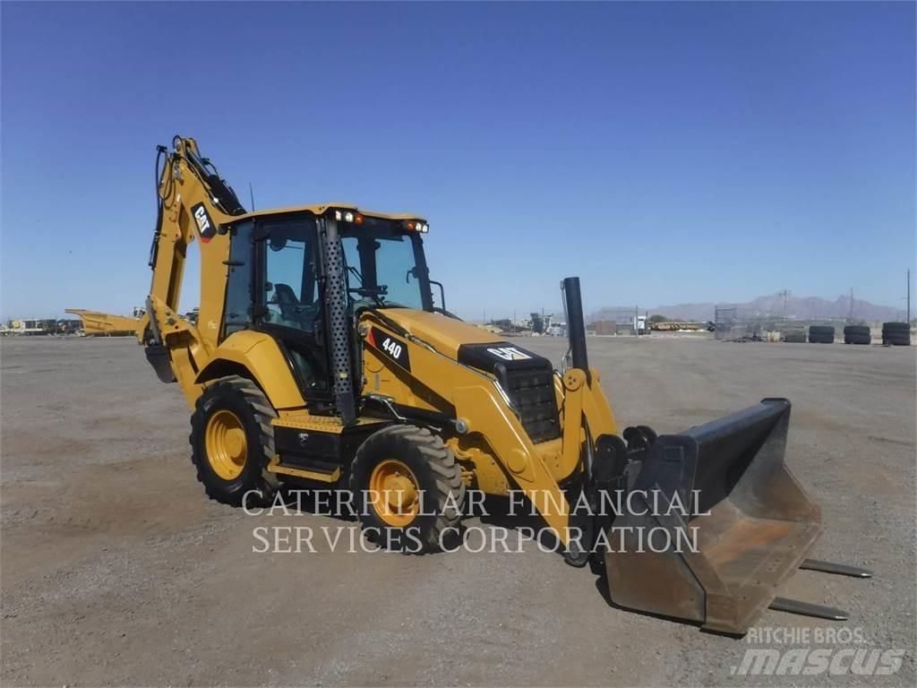 CAT 440-07 Ekskavaatorlaadurid