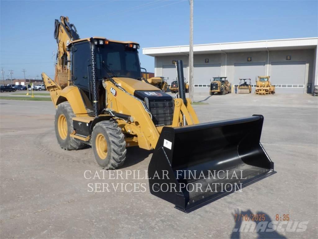 CAT 440-07 Ekskavaatorlaadurid