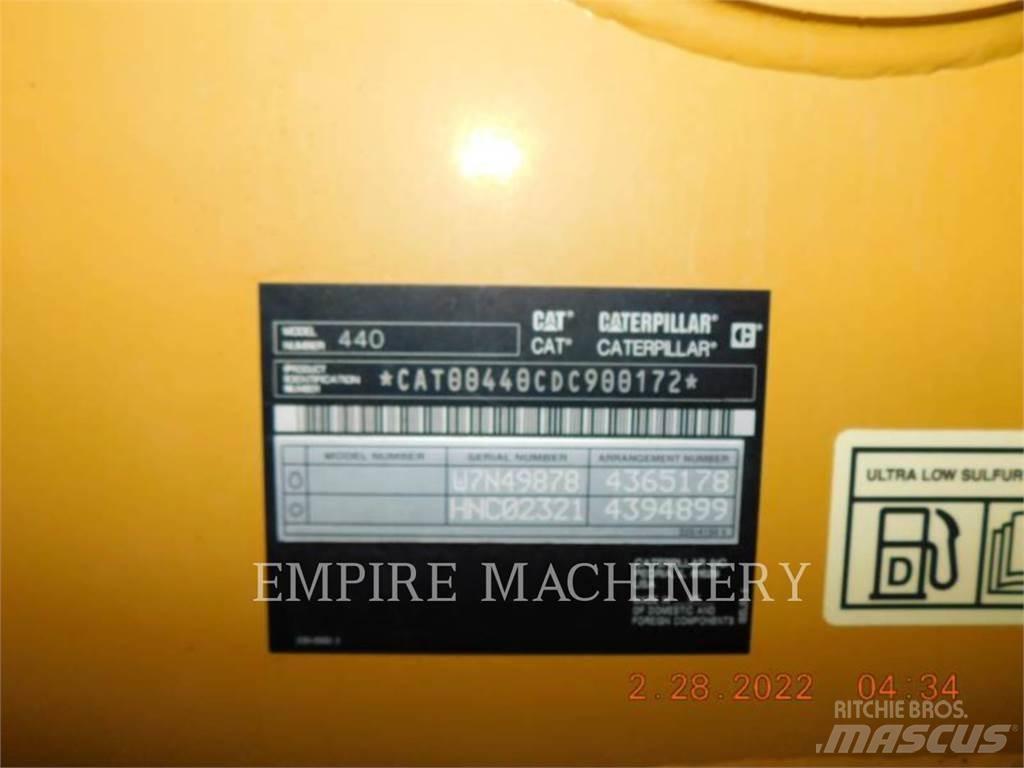 CAT 440-74EOIM Ekskavaatorlaadurid