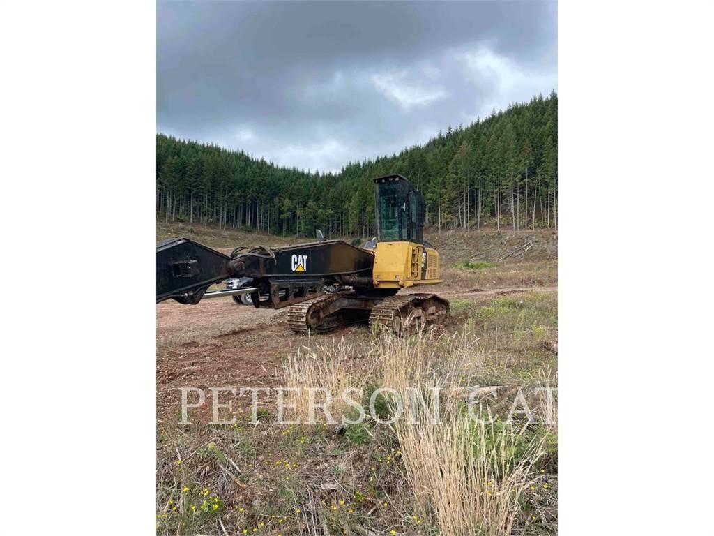 CAT 568 Combi harvester