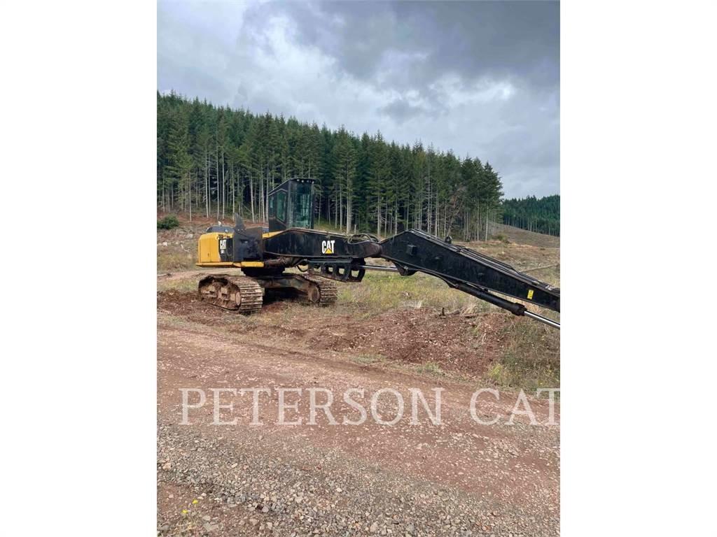 CAT 568 Combi harvester