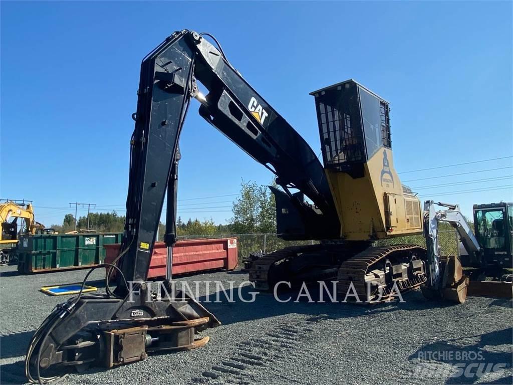 CAT 568 FM Combi harvester