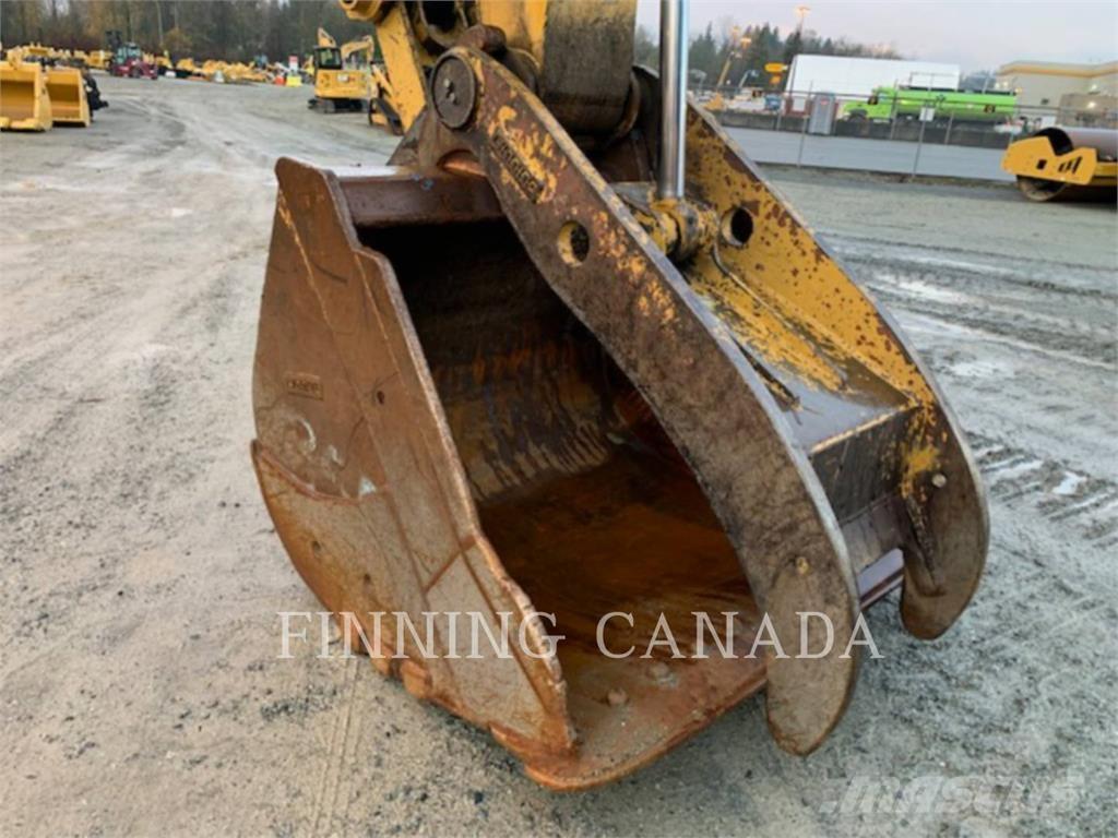 CAT 568FM RB Roomikekskavaatorid