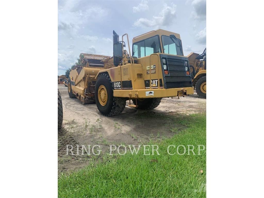 CAT 613C Kaabitsad