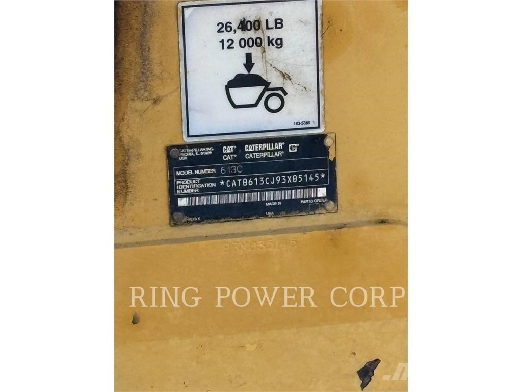 CAT 613C Kaabitsad
