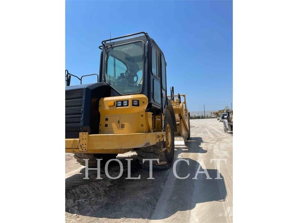 CAT 621 Kaabitsad