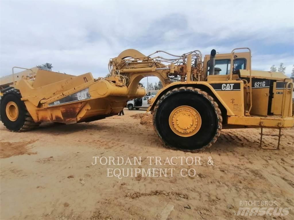 CAT 621G Kaabitsad