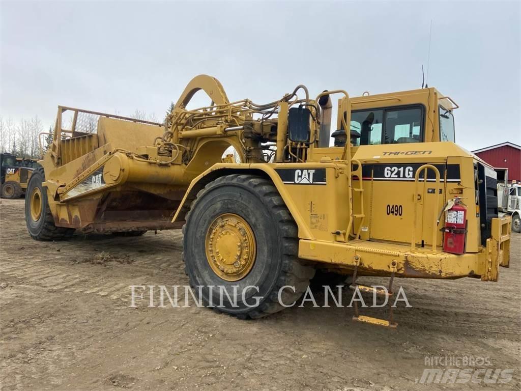 CAT 621G Kaabitsad