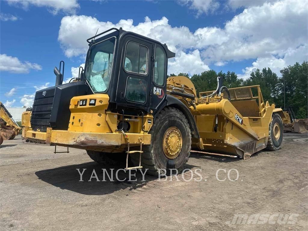 CAT 621K Kaabitsad