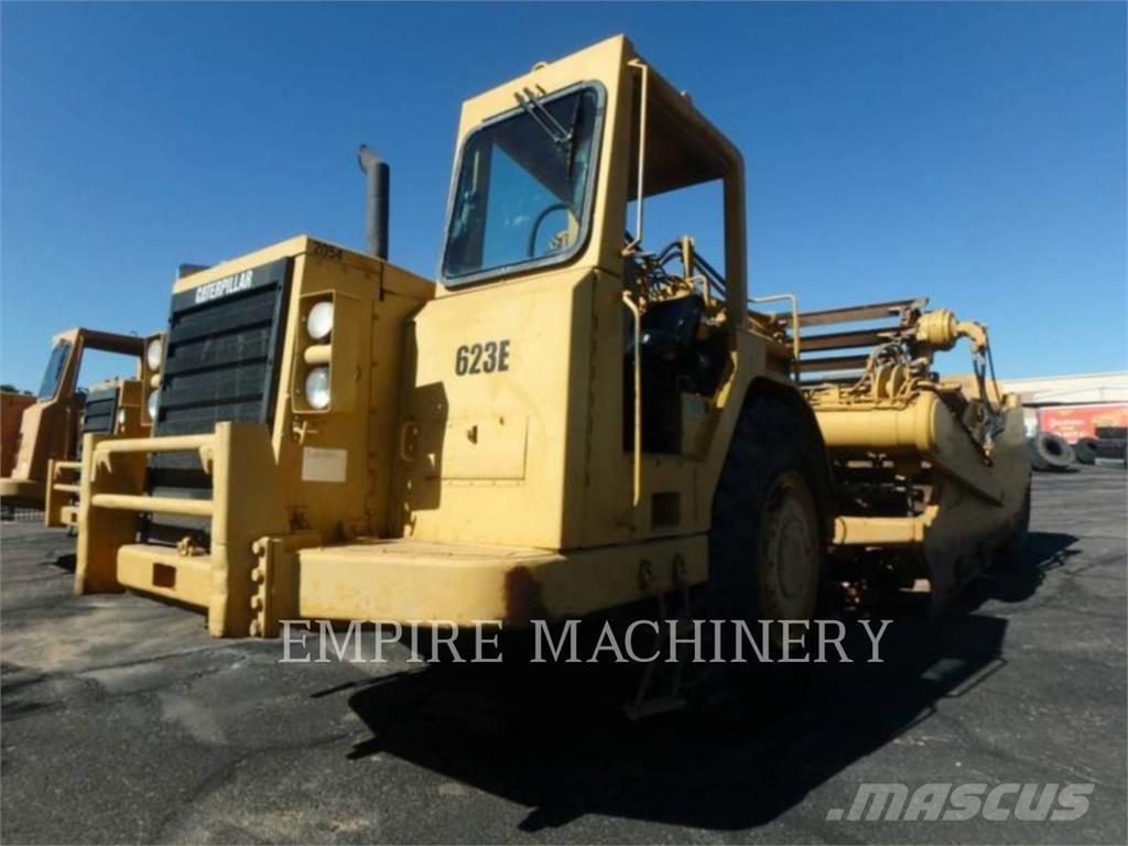 CAT 623E Kaabitsad