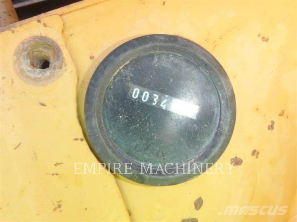CAT 623E Kaabitsad
