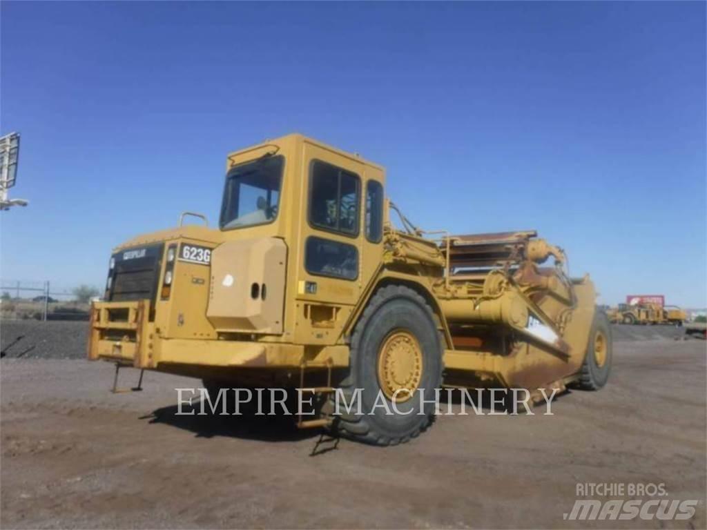 CAT 623G Kaabitsad