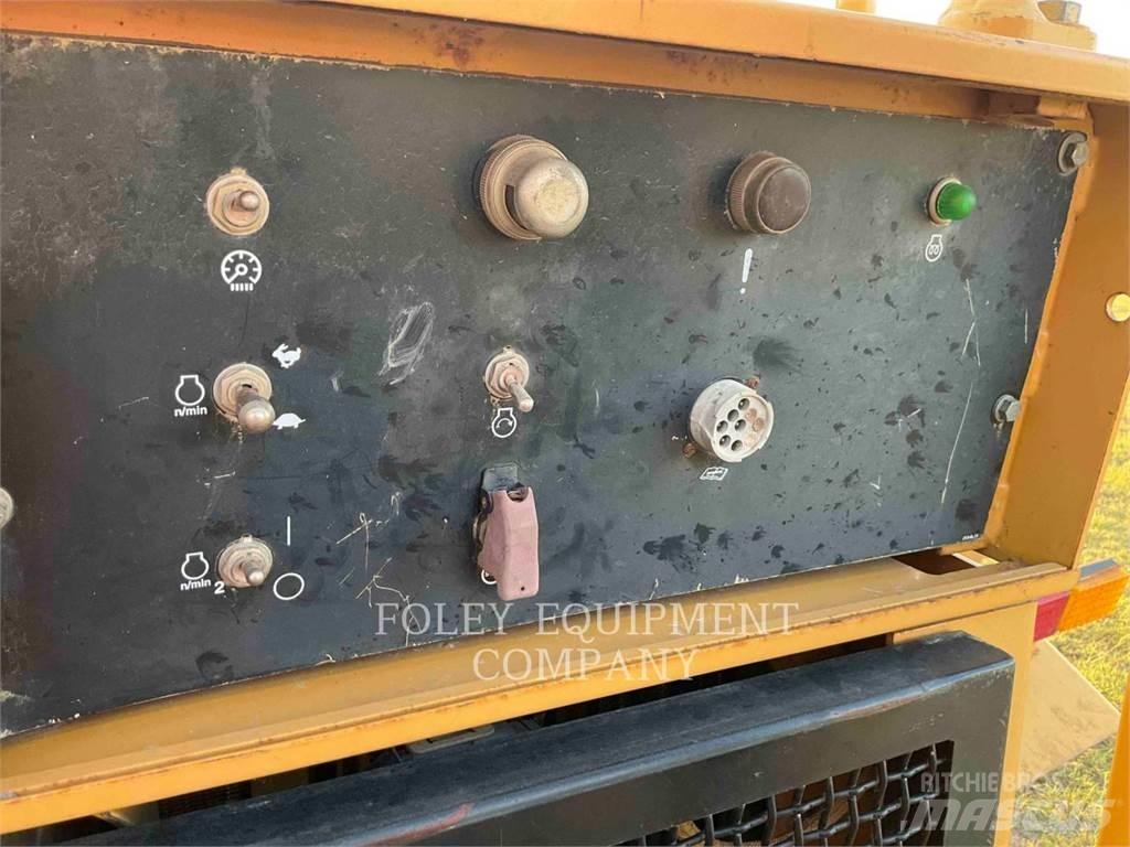 CAT 627G Kaabitsad