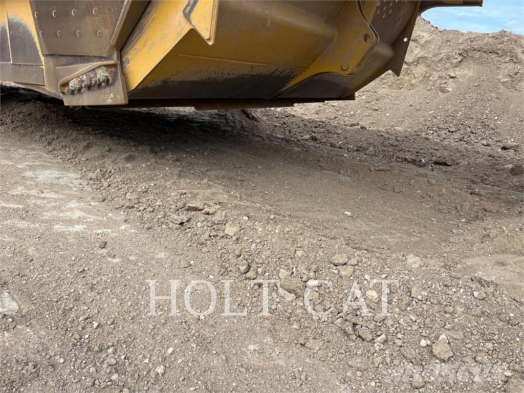 CAT 631 Kaabitsad