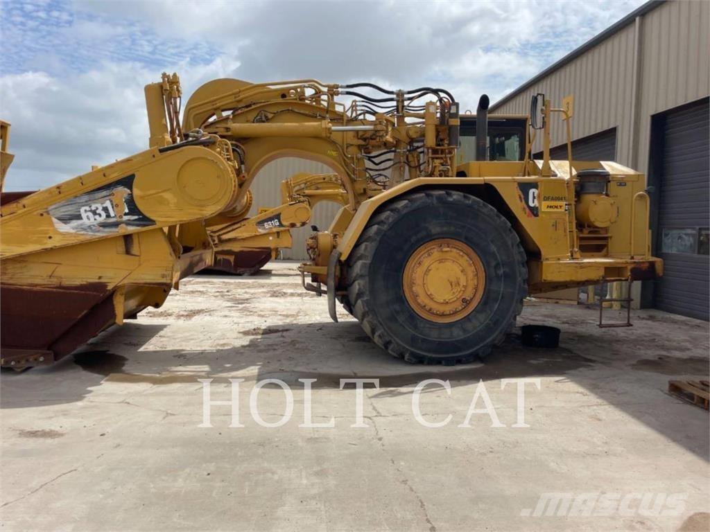 CAT 631G Kaabitsad