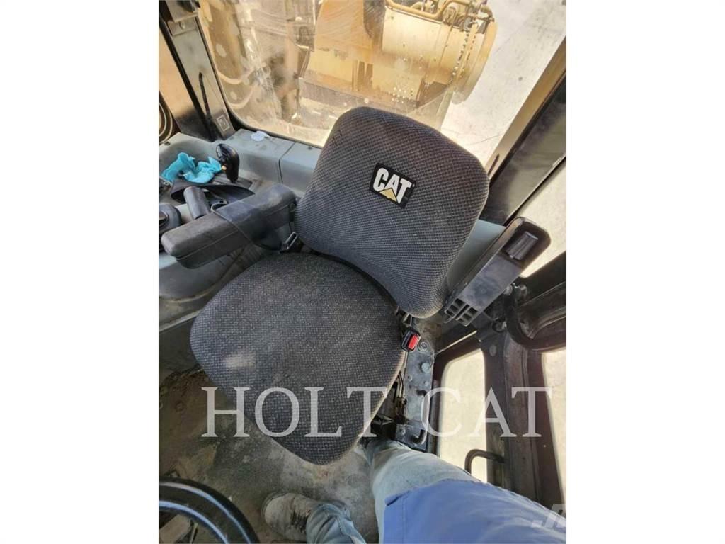 CAT 631G Kaabitsad