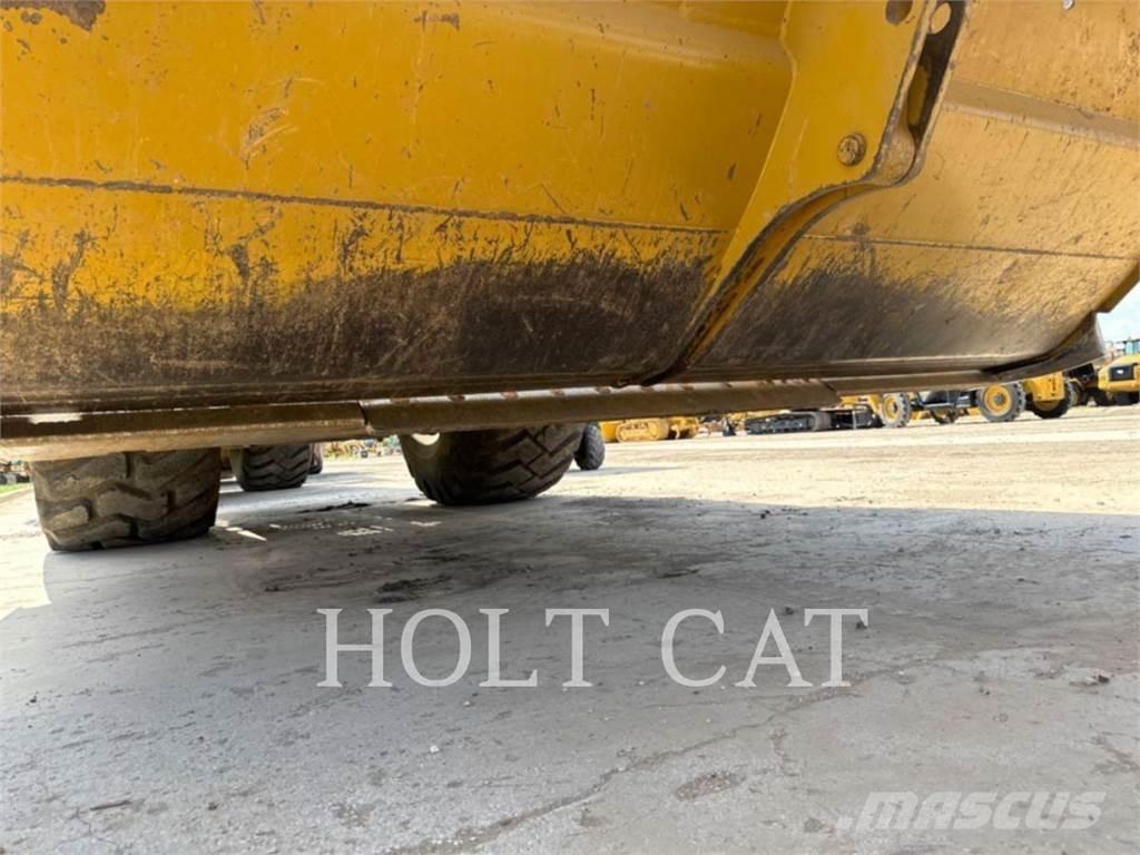 CAT 631K Kaabitsad
