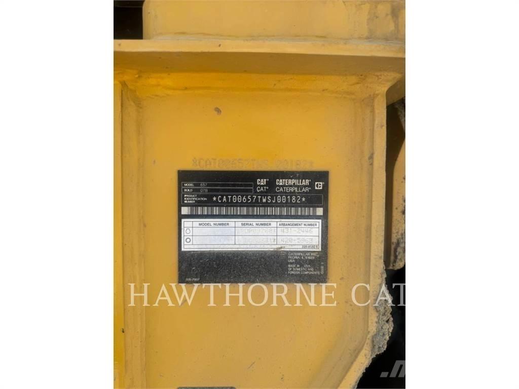 CAT 657 Kaabitsad
