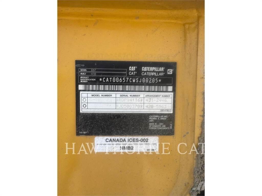 CAT 657 Kaabitsad