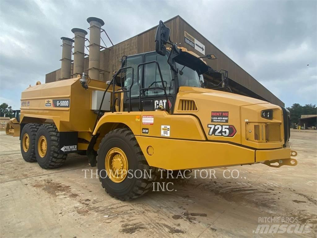 CAT 725 Liigendraamiga pinnaseveokid