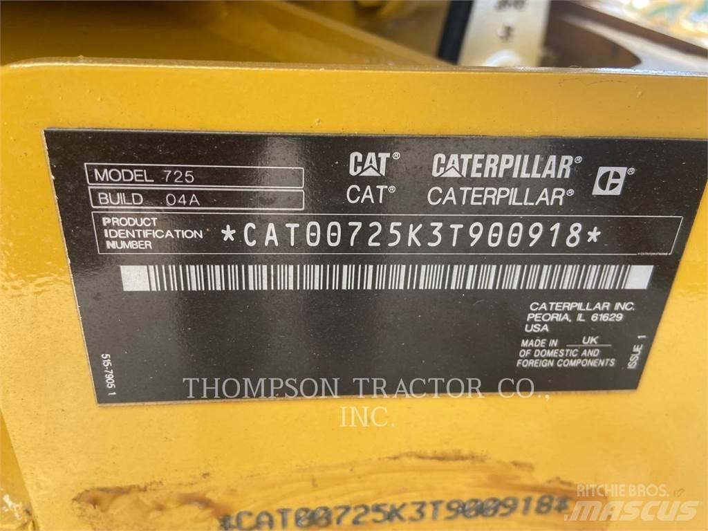 CAT 725 Liigendraamiga pinnaseveokid