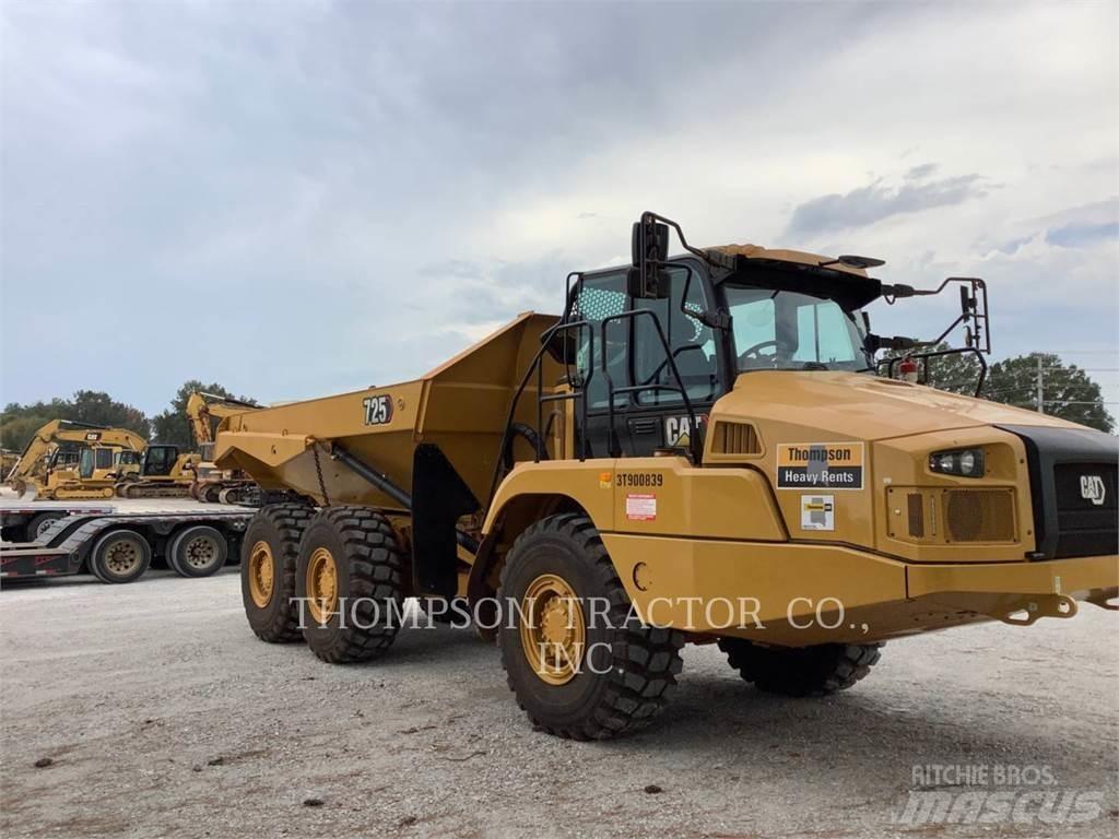 CAT 725 Liigendraamiga pinnaseveokid