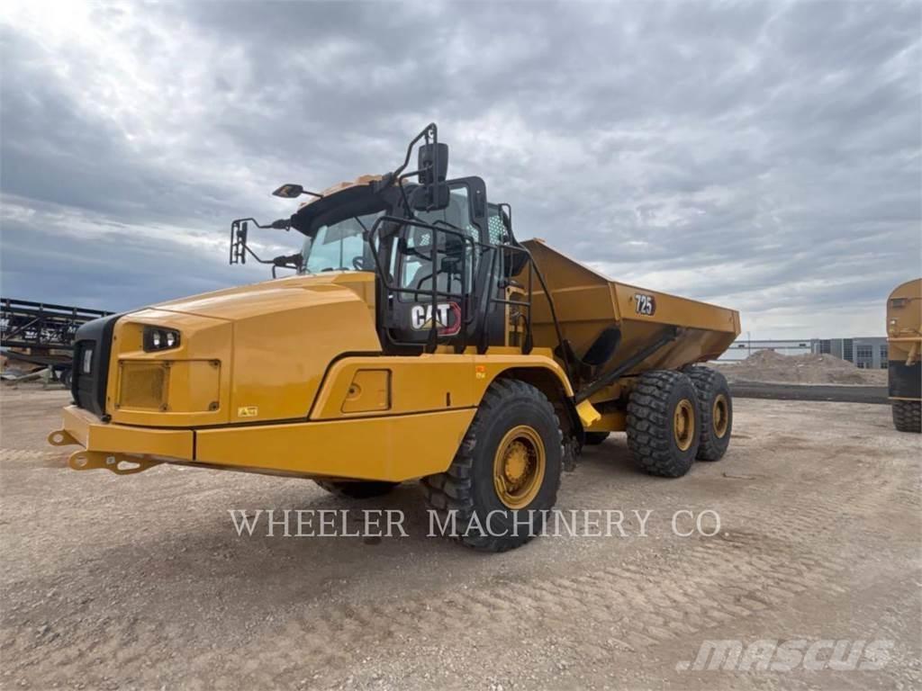 CAT 725 Liigendraamiga pinnaseveokid