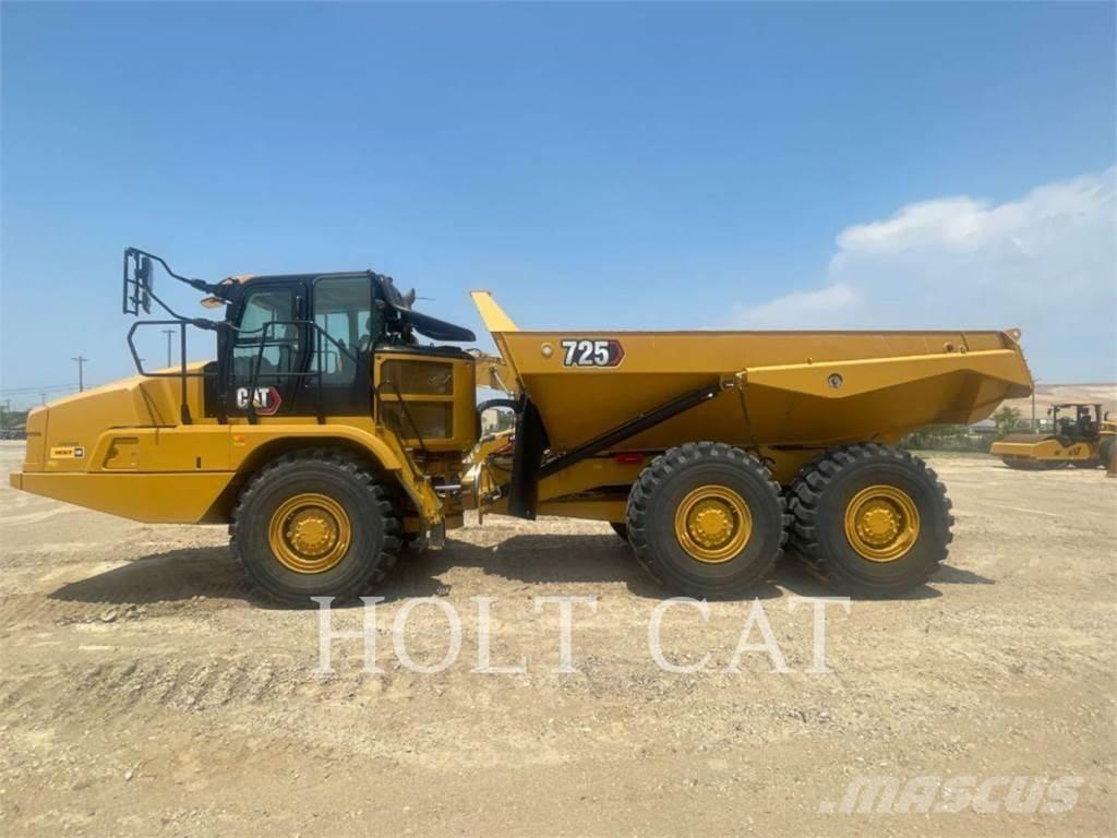 CAT 725 Liigendraamiga pinnaseveokid