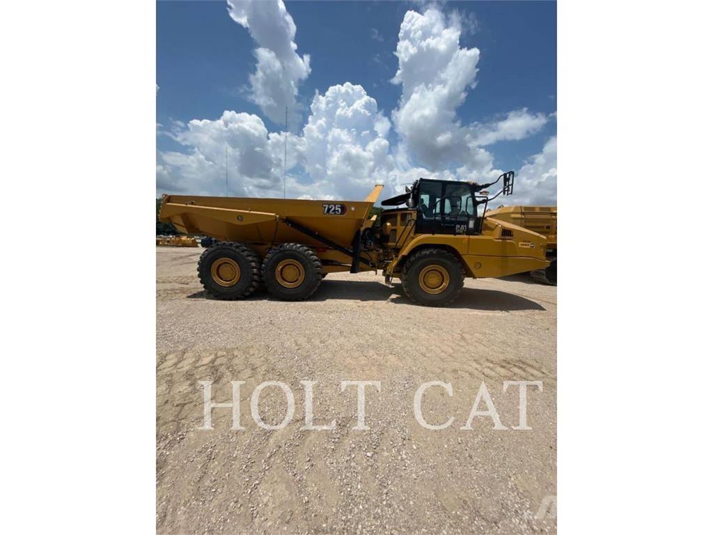 CAT 725 Liigendraamiga pinnaseveokid
