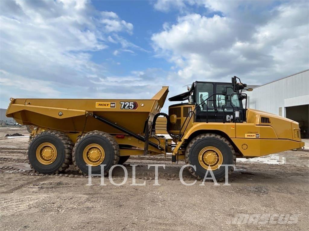 CAT 725 Liigendraamiga pinnaseveokid