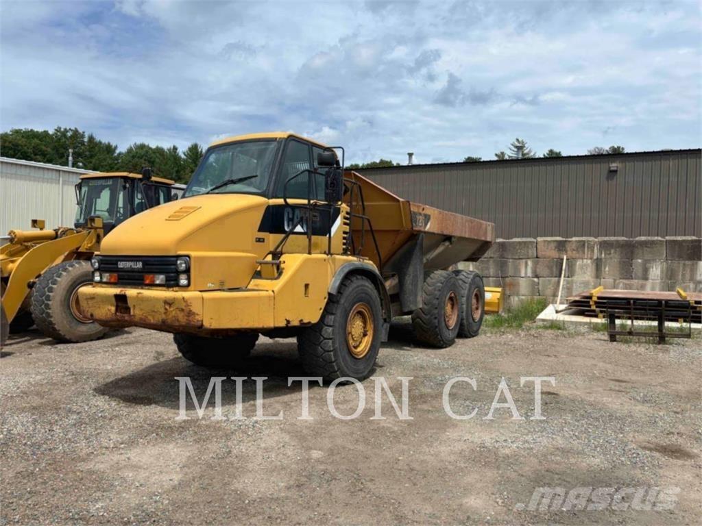 CAT 725 Liigendraamiga pinnaseveokid
