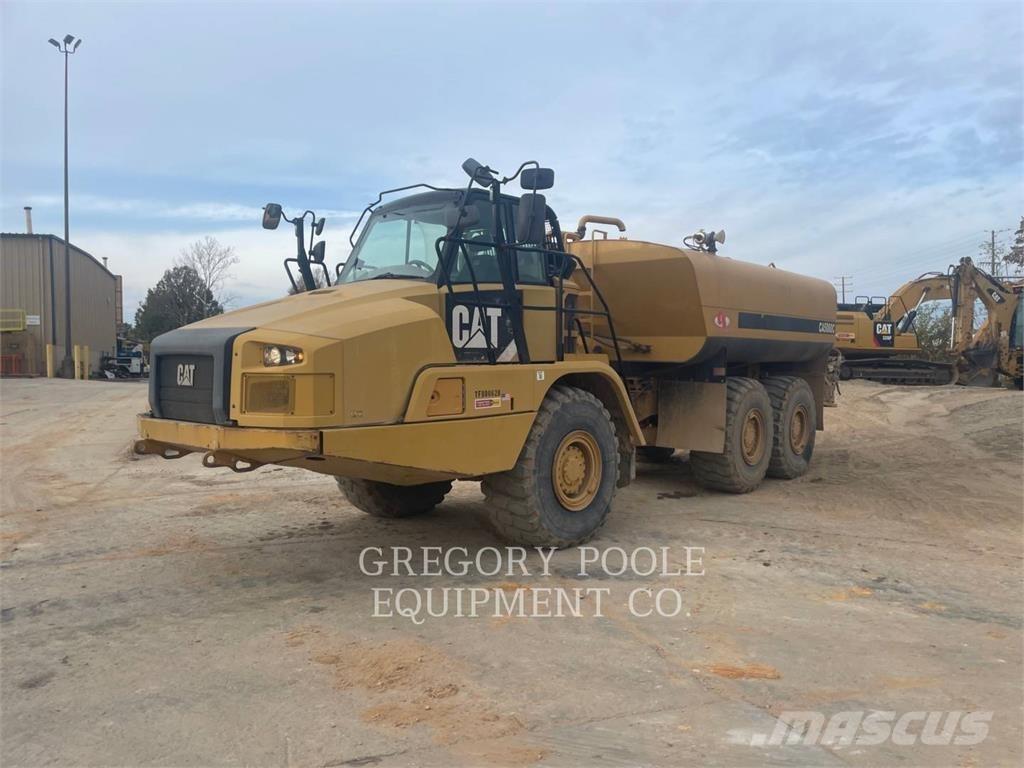 CAT 725 C Liigendraamiga pinnaseveokid