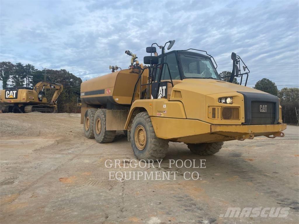 CAT 725 C Liigendraamiga pinnaseveokid