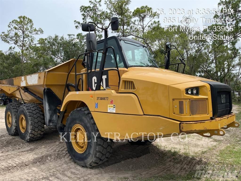 CAT 725 C 2 Liigendraamiga pinnaseveokid