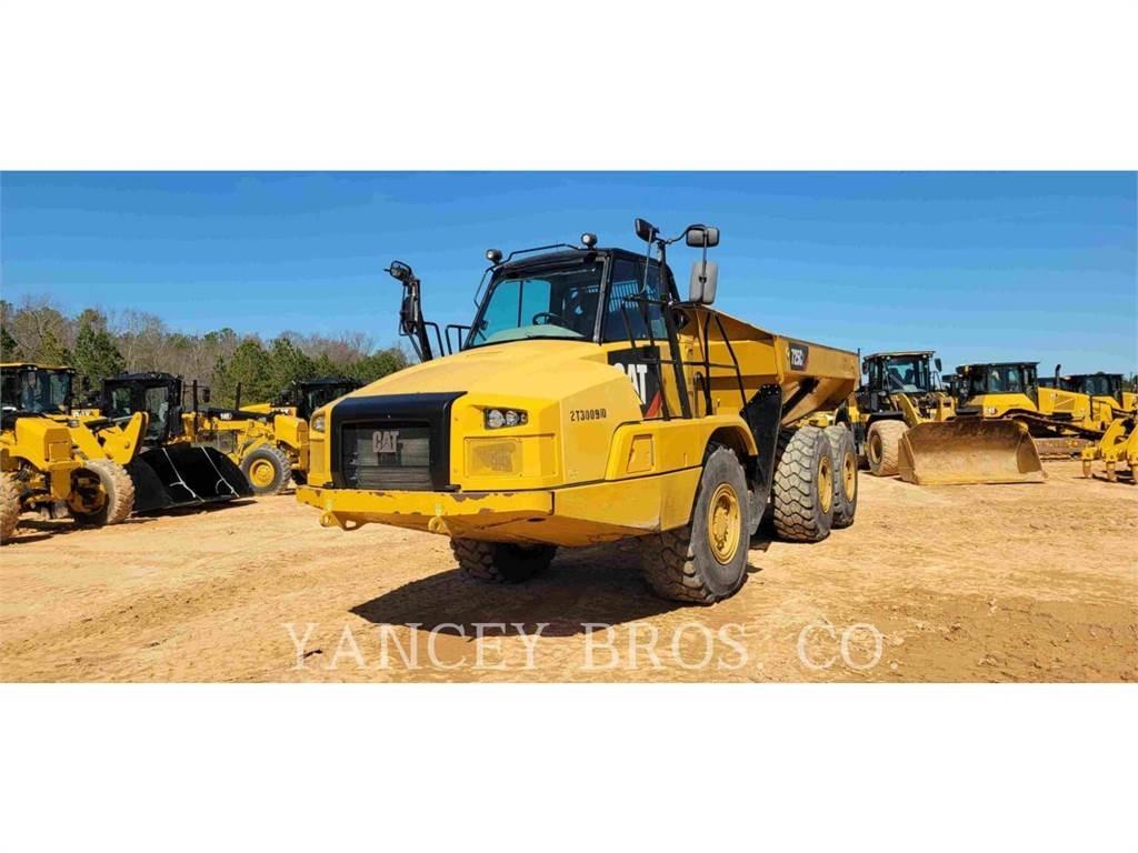 CAT 725 WT Liigendraamiga pinnaseveokid