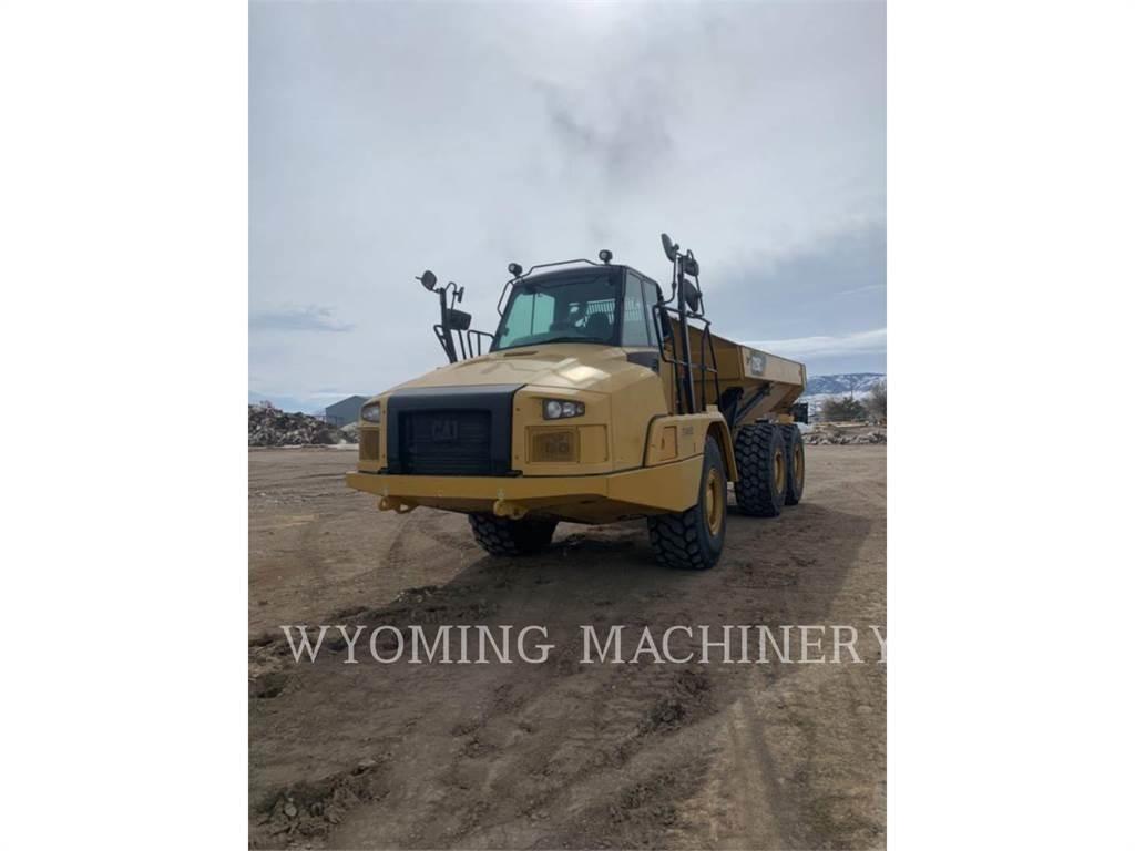 CAT 725C 2 Liigendraamiga pinnaseveokid