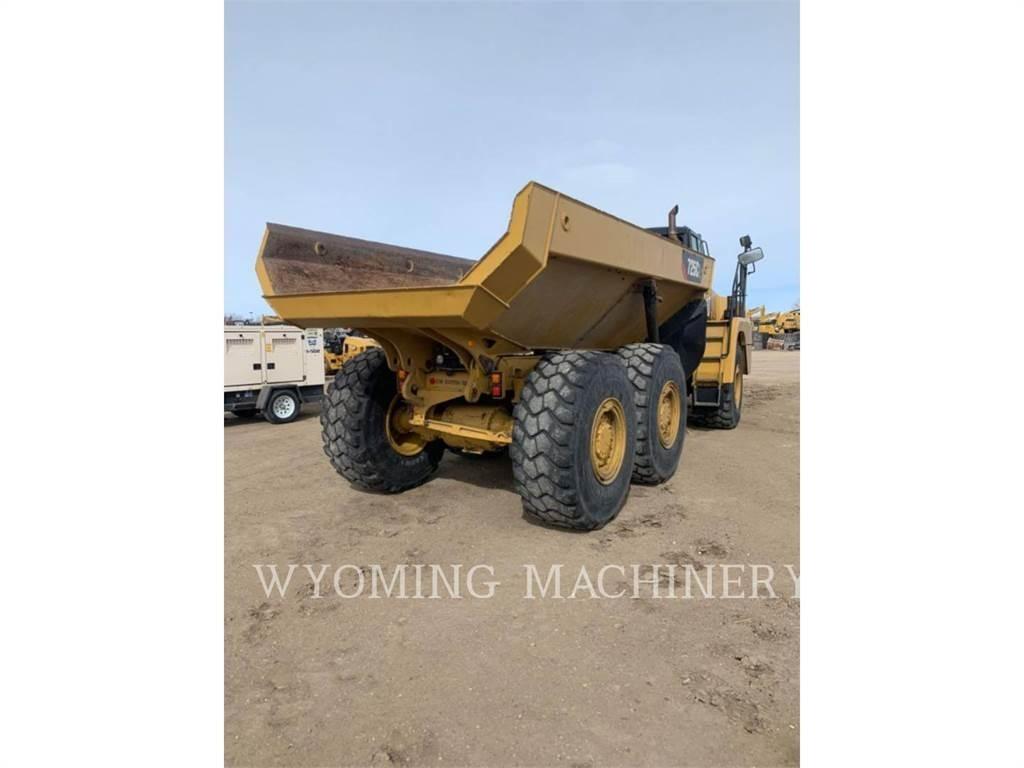 CAT 725C 2 Liigendraamiga pinnaseveokid