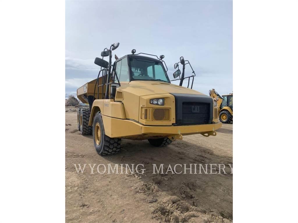 CAT 725C 2 Liigendraamiga pinnaseveokid