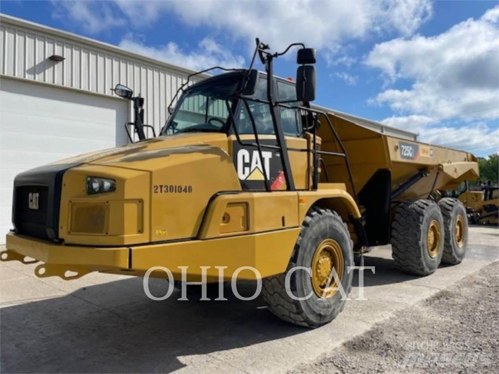 CAT 725C2 Liigendraamiga pinnaseveokid