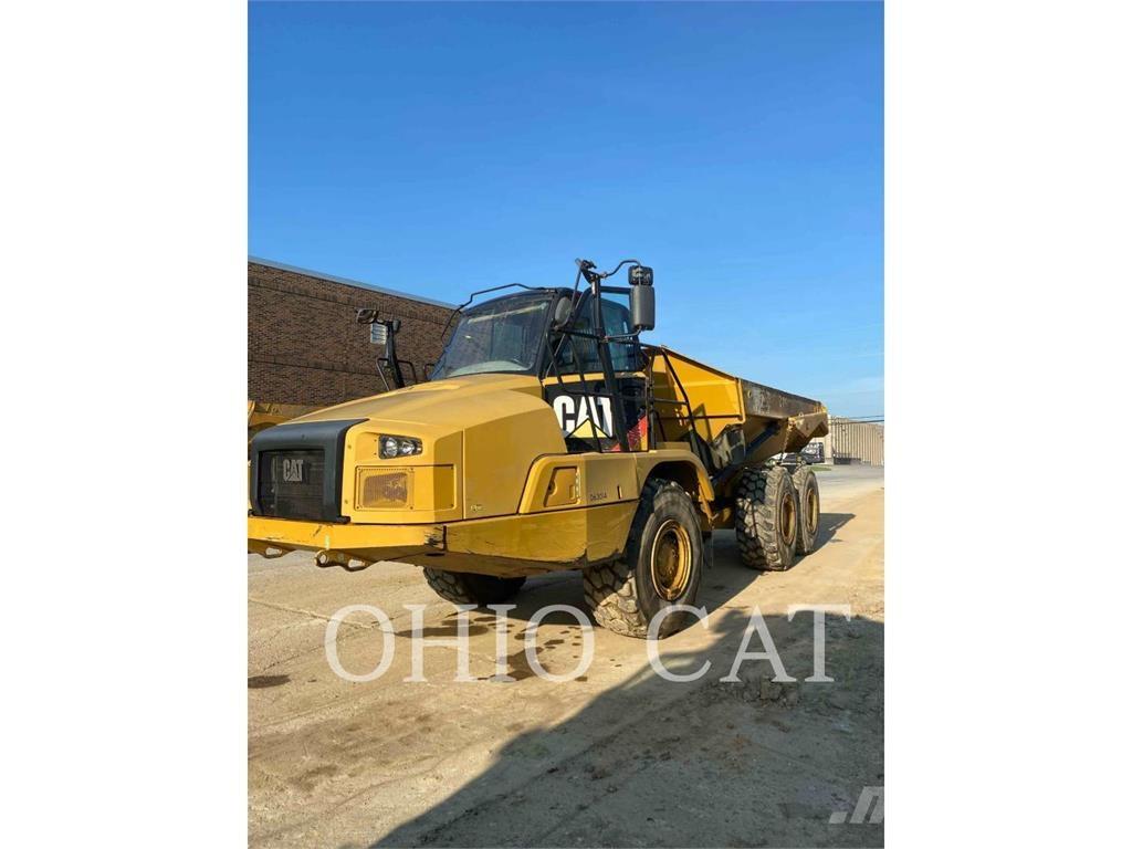 CAT 725C2 Liigendraamiga pinnaseveokid