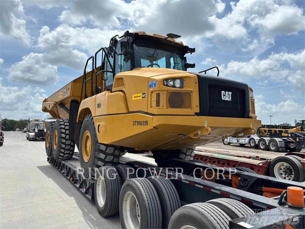 CAT 725TG Liigendraamiga pinnaseveokid
