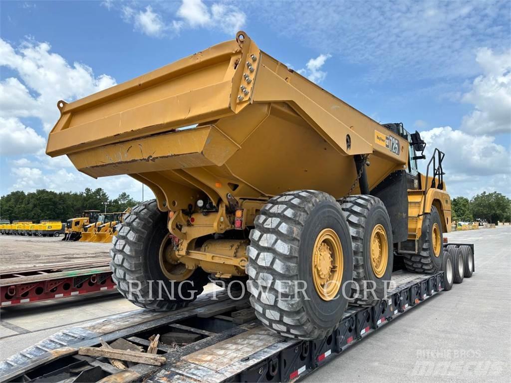 CAT 725TG Liigendraamiga pinnaseveokid