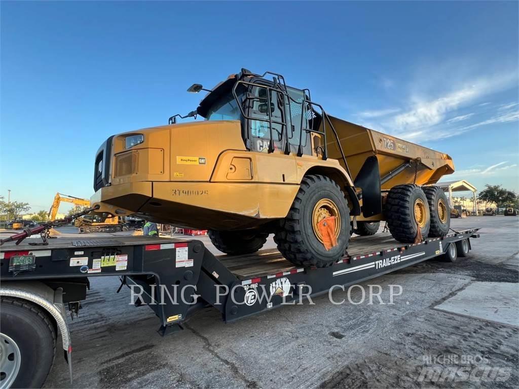 CAT 725TG Liigendraamiga pinnaseveokid