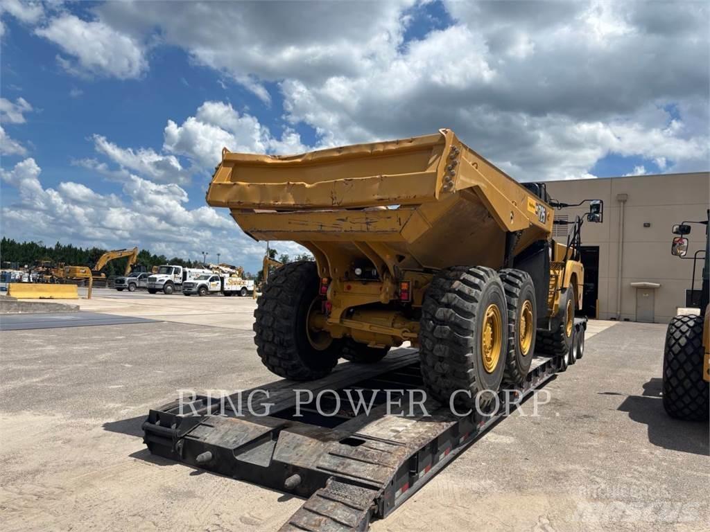 CAT 725TG Liigendraamiga pinnaseveokid