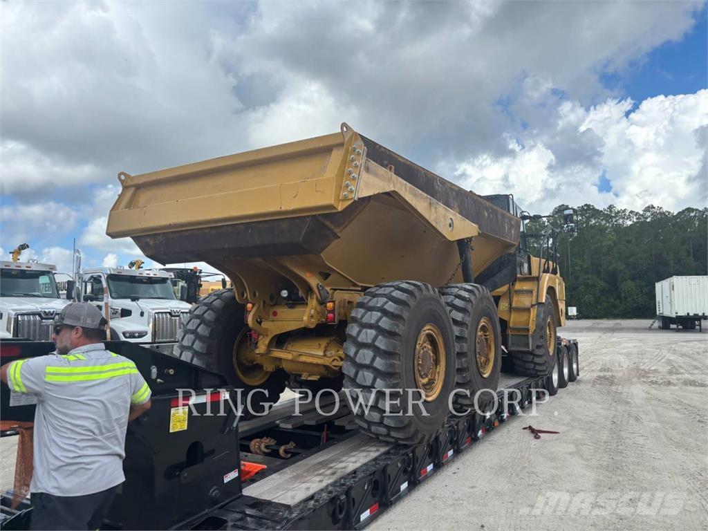 CAT 725TG Liigendraamiga pinnaseveokid