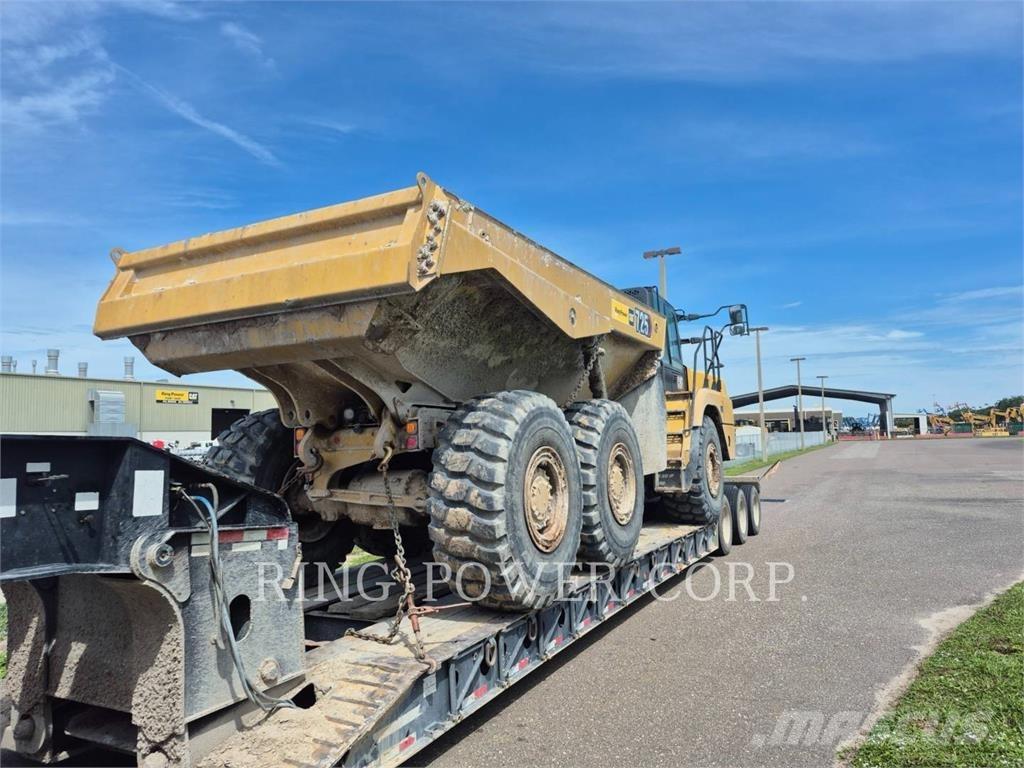 CAT 725TG Liigendraamiga pinnaseveokid