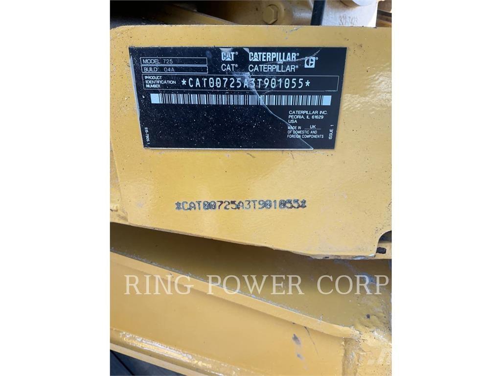 CAT 725TG Liigendraamiga pinnaseveokid