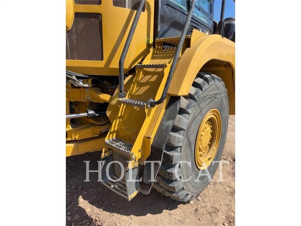 CAT 730 Liigendraamiga pinnaseveokid